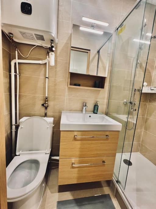 Appartamento Tres Beau Studio Refait A Neuf 2 Saint-Ouen  Esterno foto